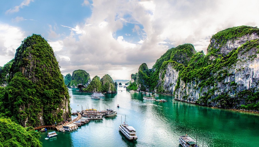 12 Best Places to Visit in Vietnam - Discover the Rich Tapestry of Culture and Nature