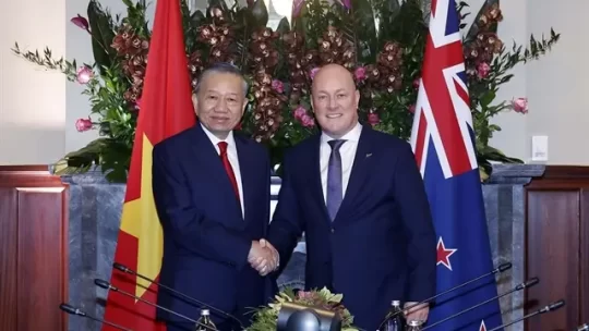 Vietnam and New Zealand Aim for Direct Flight Connection